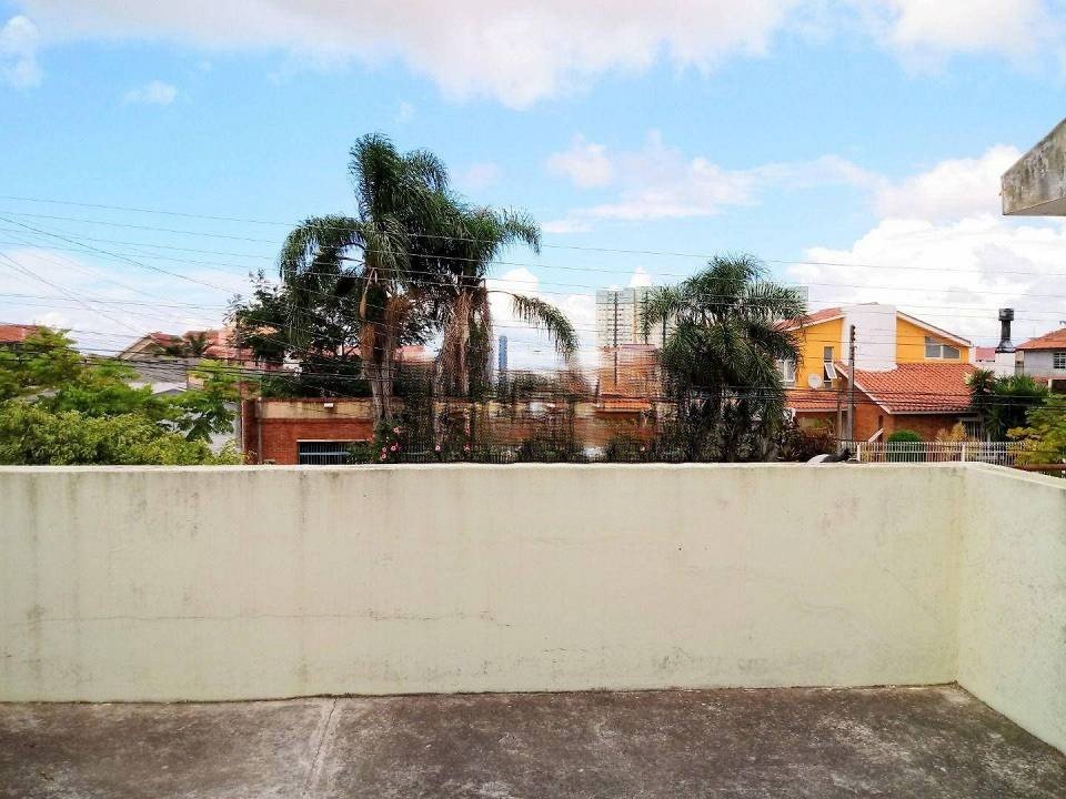 Casa à venda com 4 quartos, 300m² - Foto 2