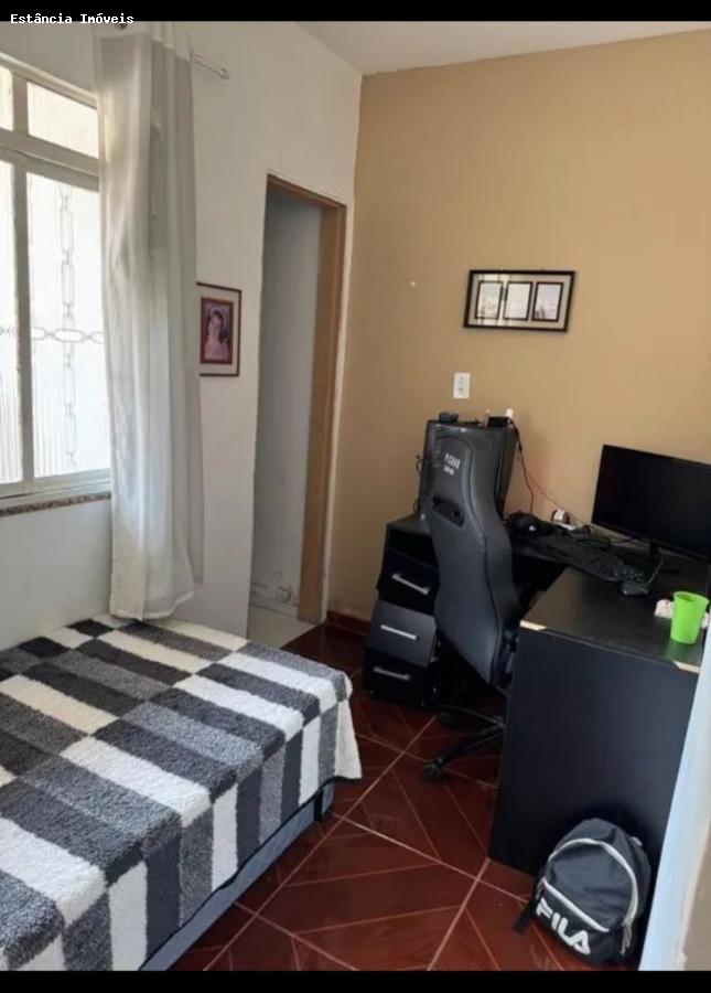 Casa à venda com 3 quartos, 200m² - Foto 9