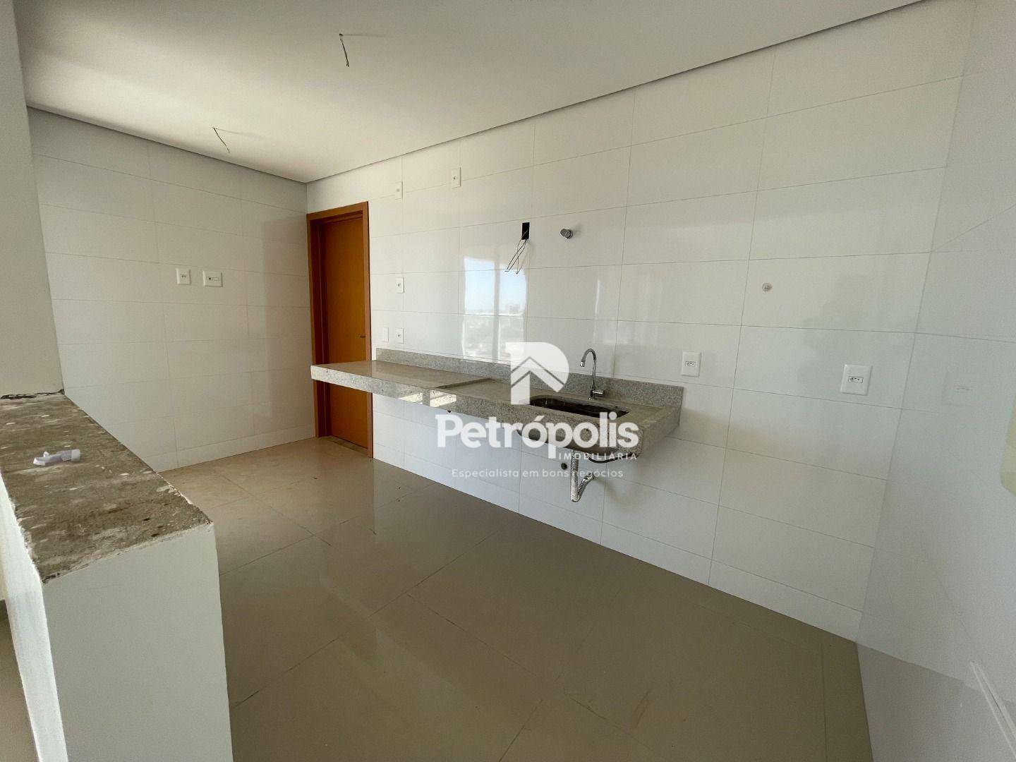 Apartamento à venda com 3 quartos, 113m² - Foto 14