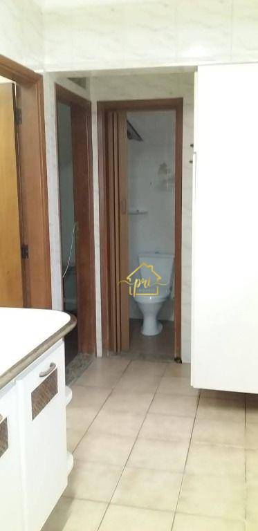 Apartamento à venda com 2 quartos, 100m² - Foto 13