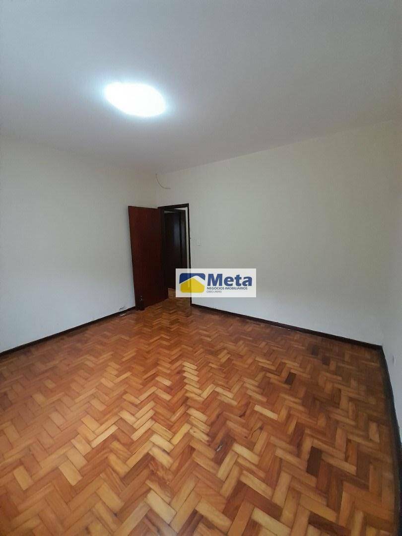 Casa à venda com 3 quartos, 250M2 - Foto 9