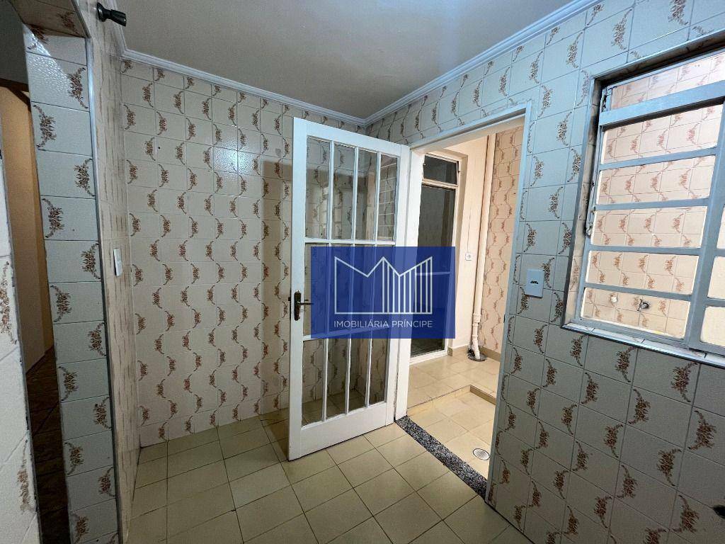 Apartamento para alugar com 3 quartos, 80m² - Foto 9