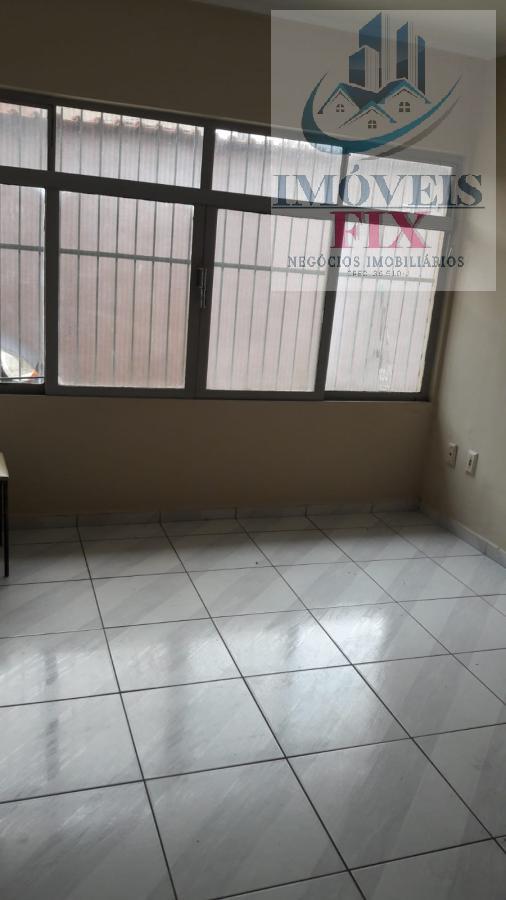 Casa à venda com 4 quartos, 198m² - Foto 5