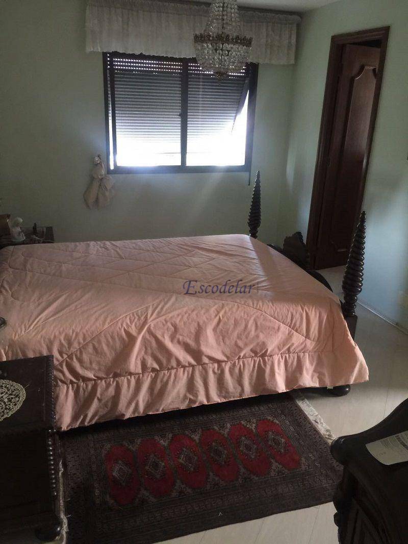 Apartamento à venda com 4 quartos, 180m² - Foto 19