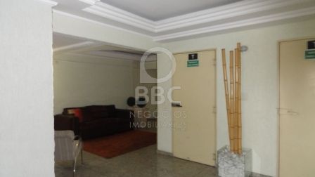 Apartamento à venda com 3 quartos, 128m² - Foto 2