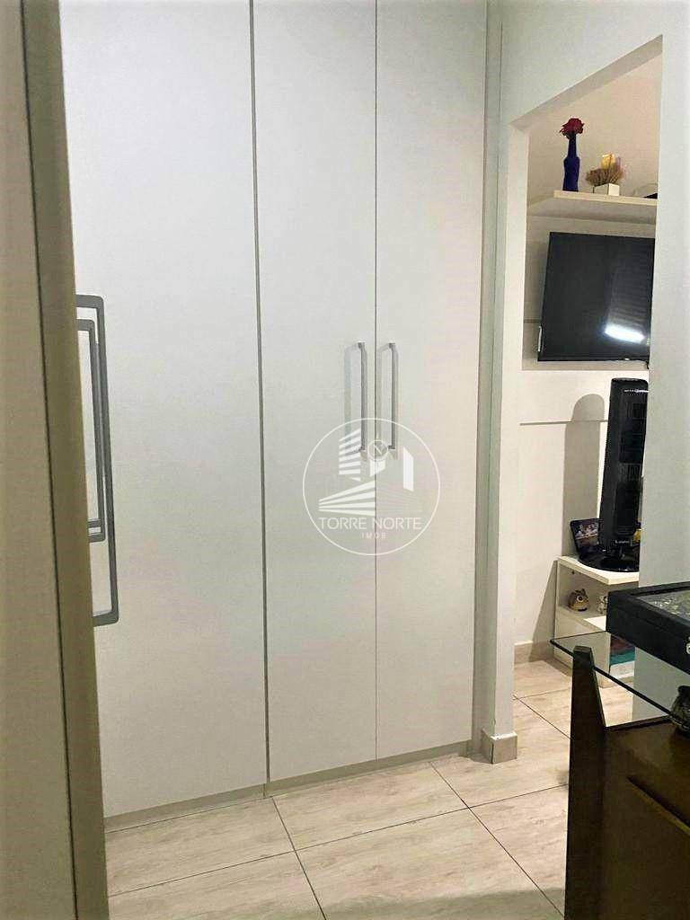 Apartamento à venda com 3 quartos, 137m² - Foto 23