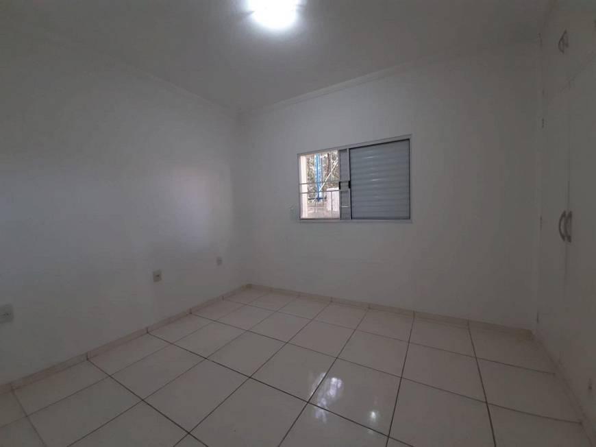 Casa para alugar com 3 quartos, 258m² - Foto 11