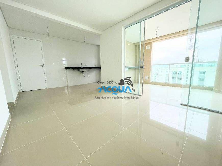 Apartamento à venda com 2 quartos, 70m² - Foto 2