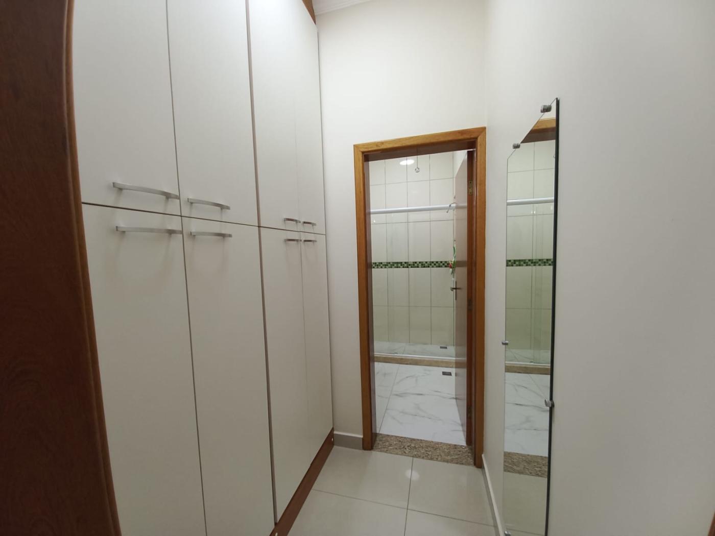 Casa à venda com 3 quartos, 236m² - Foto 18