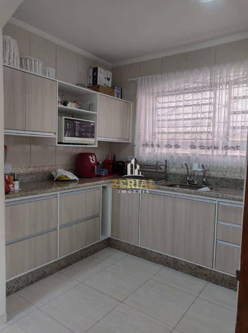 Sobrado à venda com 3 quartos, 245m² - Foto 9