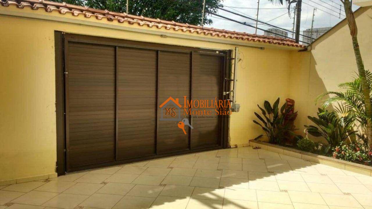 Sobrado à venda com 3 quartos, 229m² - Foto 1