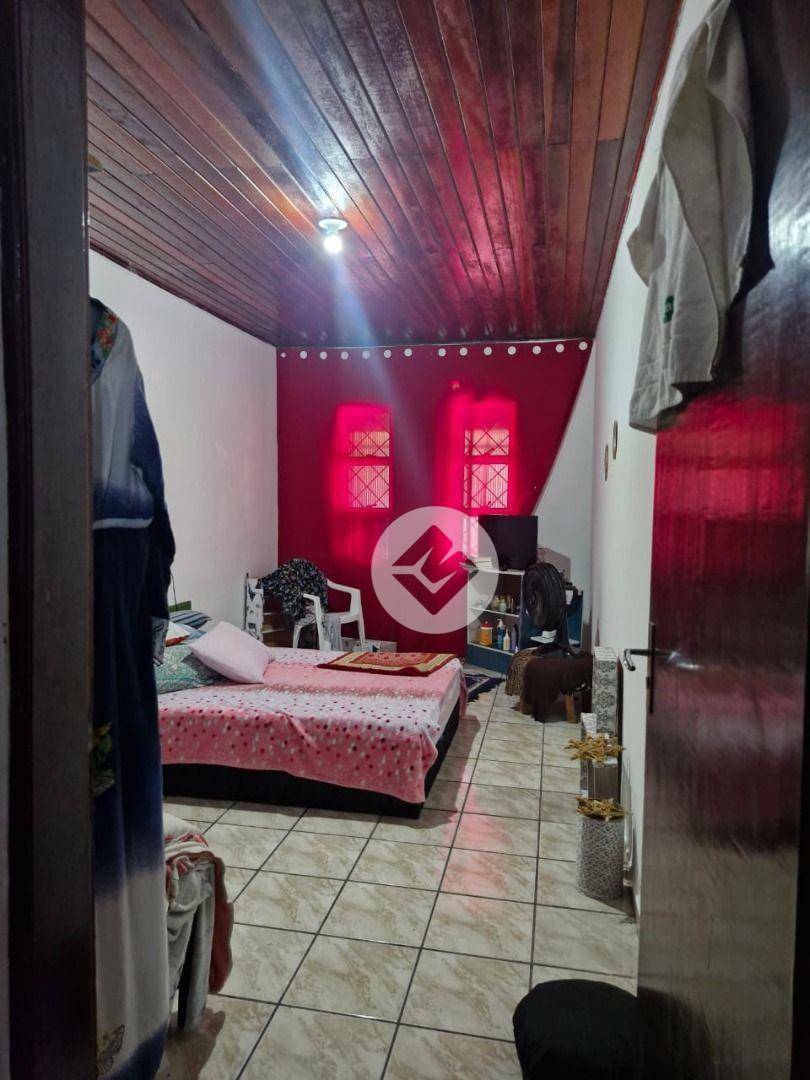 Casa à venda com 3 quartos, 144m² - Foto 2