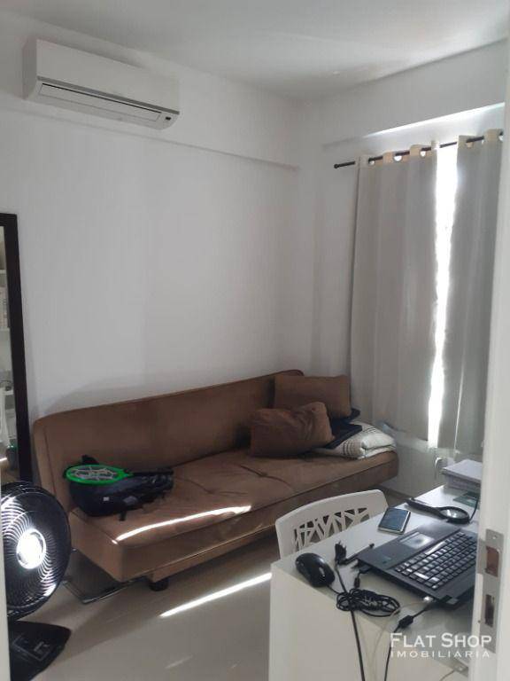 Apartamento à venda com 2 quartos, 66m² - Foto 8