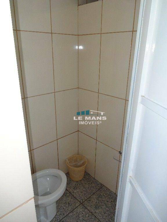 Chácara à venda com 4 quartos, 450m² - Foto 18