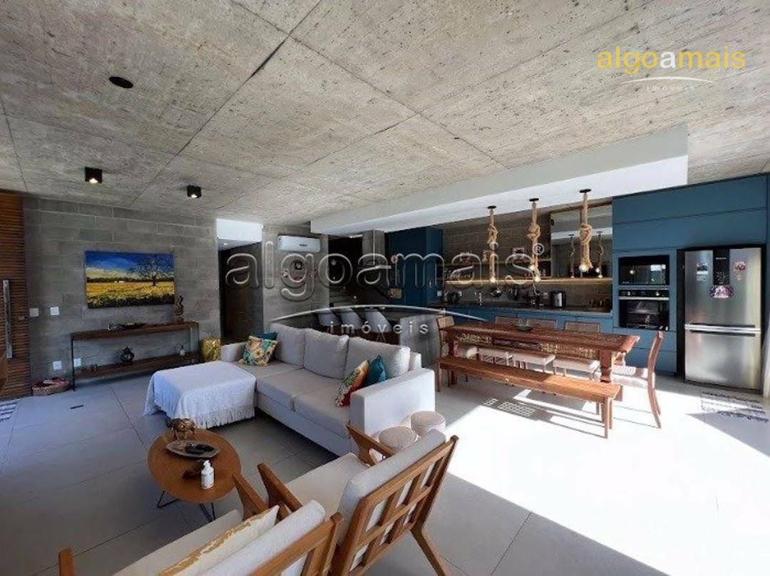 Casa à venda com 4 quartos, 210m² - Foto 17