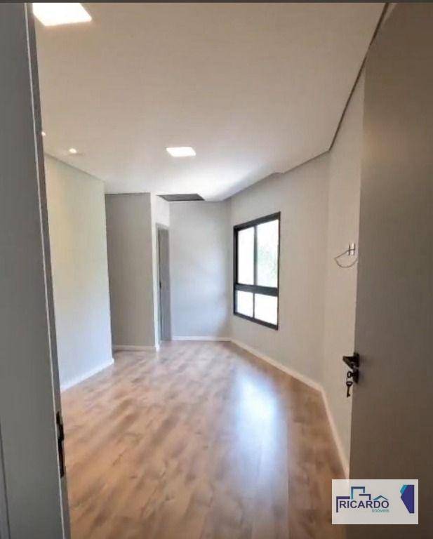 Sobrado à venda com 4 quartos, 360m² - Foto 17