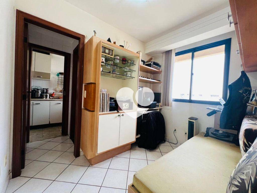 Apartamento à venda com 3 quartos, 137m² - Foto 16