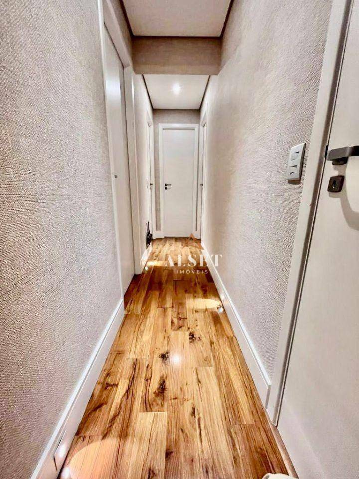 Apartamento à venda com 3 quartos, 123m² - Foto 19