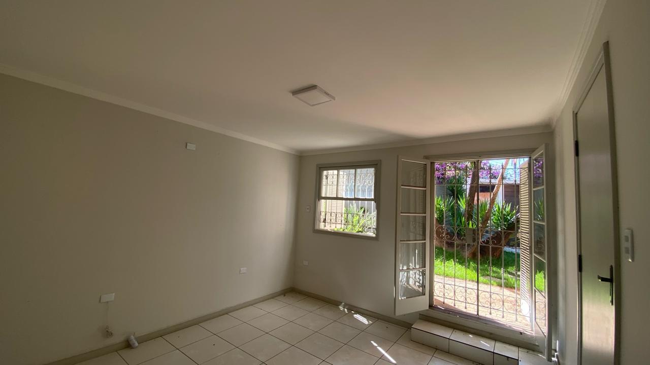 Casa para alugar com 3 quartos, 199m² - Foto 5