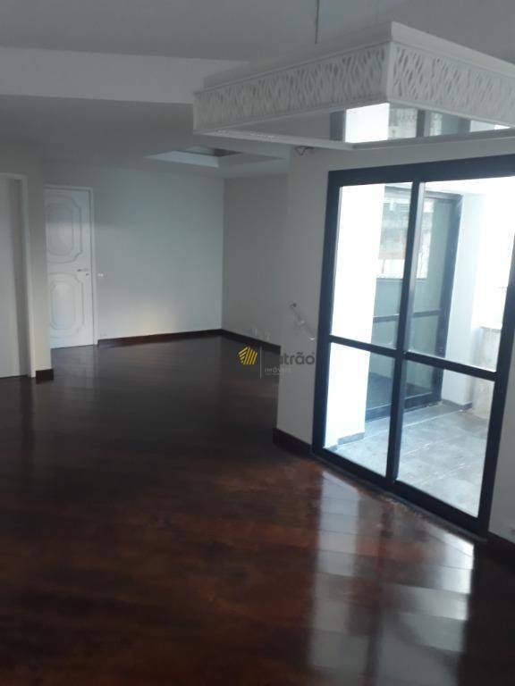 Apartamento à venda com 3 quartos, 153m² - Foto 7