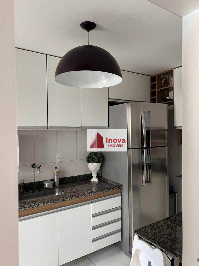 Apartamento à venda com 3 quartos, 110m² - Foto 25