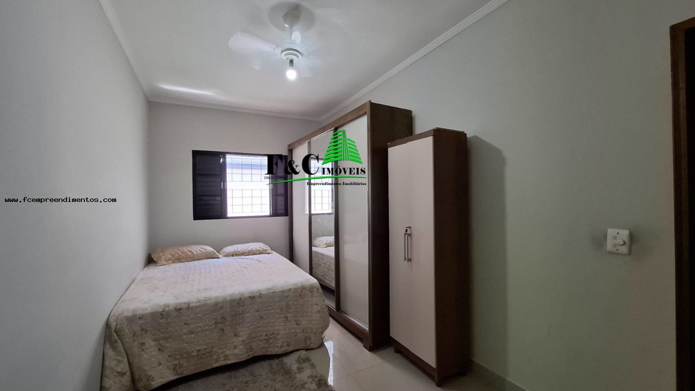 Casa à venda com 2 quartos, 140m² - Foto 18