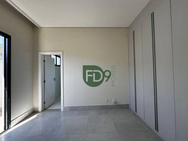 Casa de Condomínio à venda com 3 quartos, 238m² - Foto 11