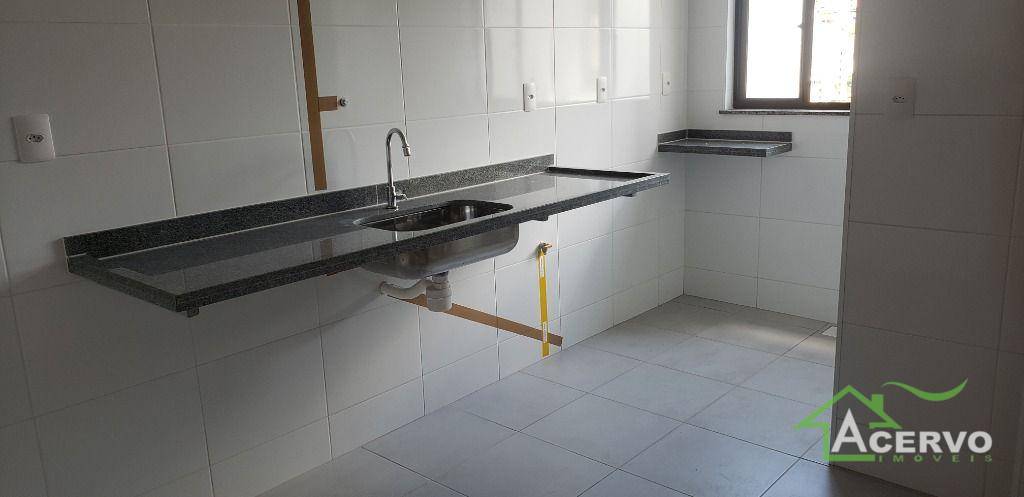 Apartamento à venda com 2 quartos, 74m² - Foto 3