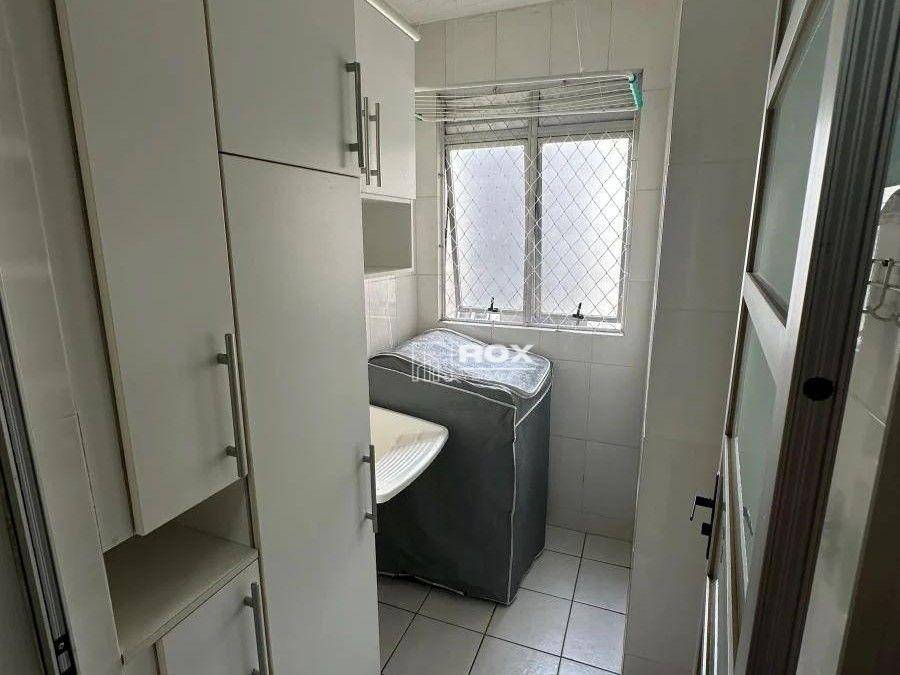 Apartamento à venda com 3 quartos, 75m² - Foto 4