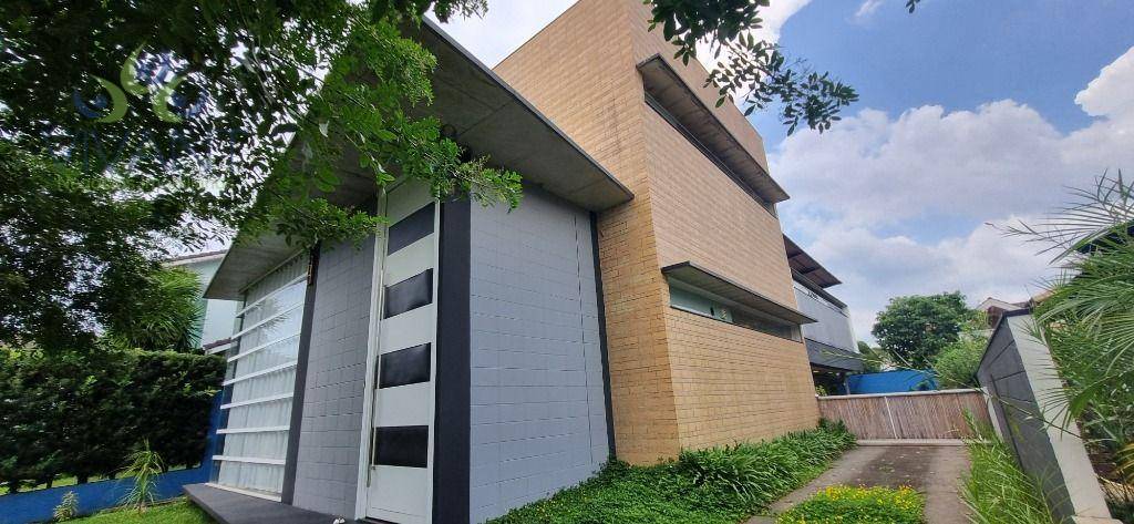 Casa, 3 quartos, 325 m² - Foto 1