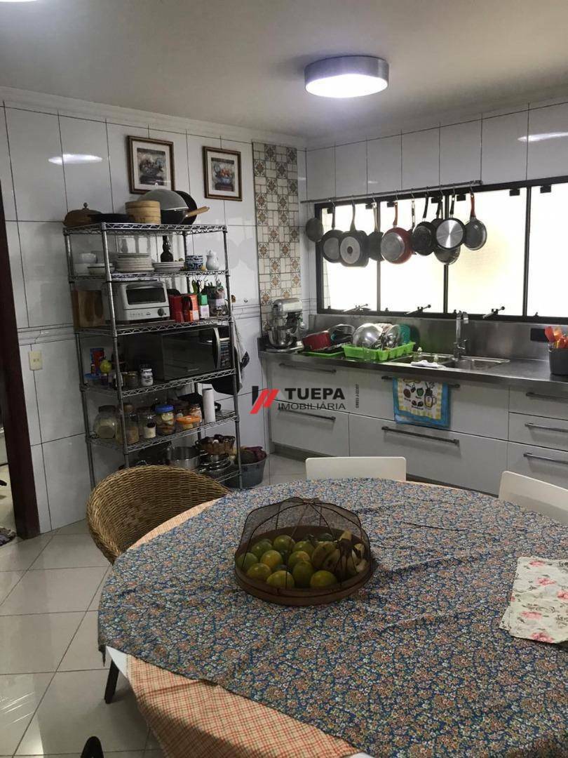 Apartamento à venda com 4 quartos, 210m² - Foto 30