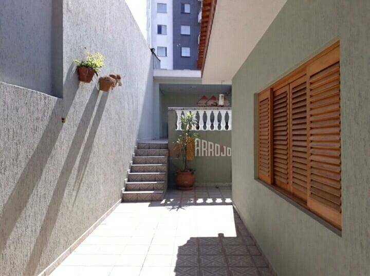 Casa à venda com 3 quartos, 211m² - Foto 29