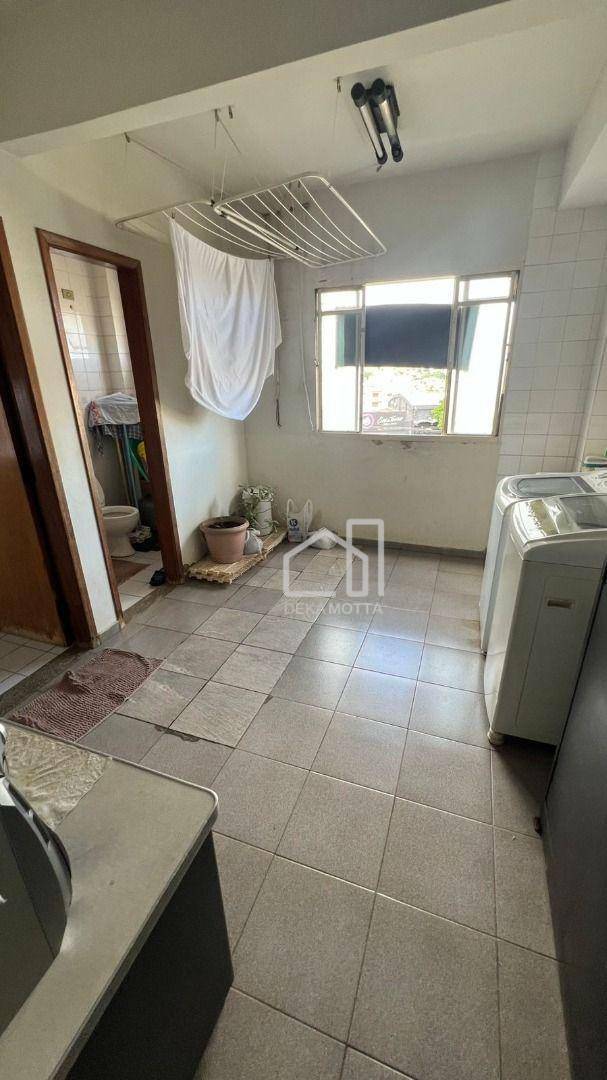 Apartamento à venda com 3 quartos, 126m² - Foto 19