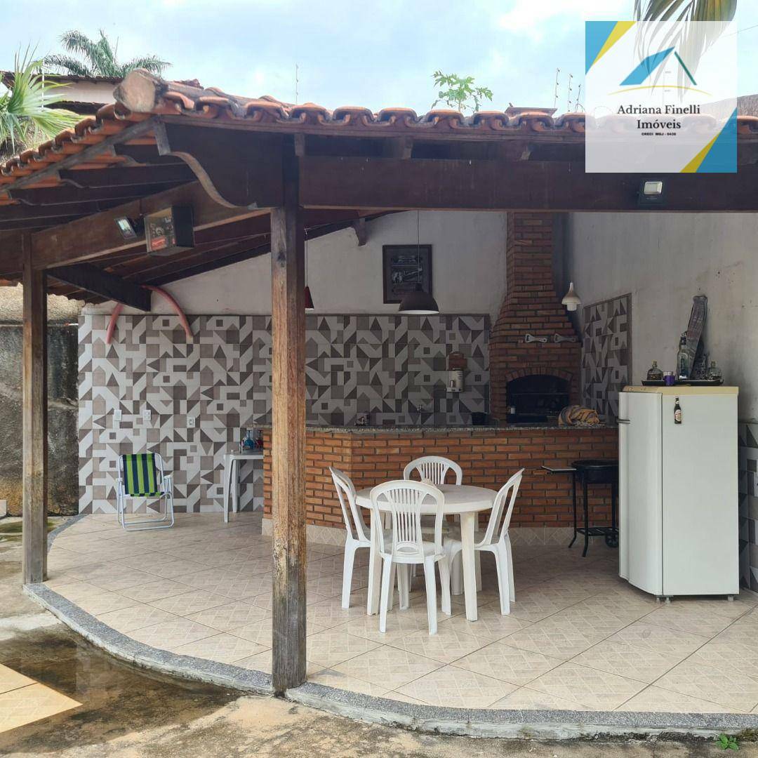 Casa à venda com 4 quartos, 350m² - Foto 18