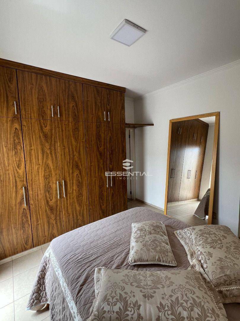 Sobrado à venda com 4 quartos, 220m² - Foto 16