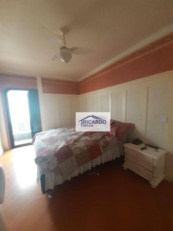 Apartamento, 4 quartos, 220 m² - Foto 18