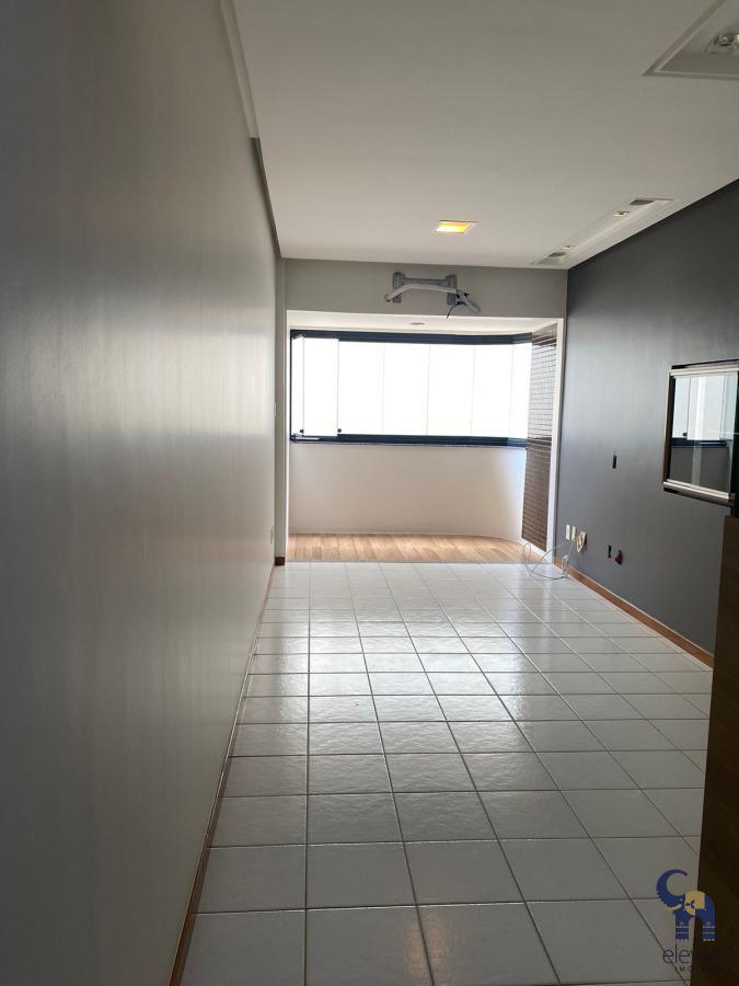 Apartamento à venda com 3 quartos, 79m² - Foto 3