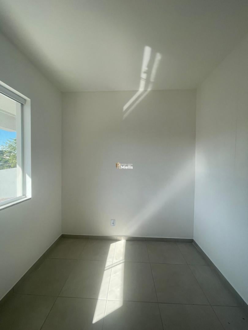 Apartamento à venda com 2 quartos, 55m² - Foto 4