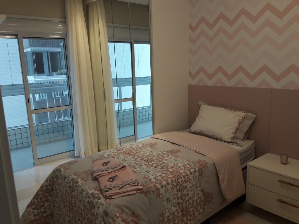 Apartamento à venda com 3 quartos, 134m² - Foto 18