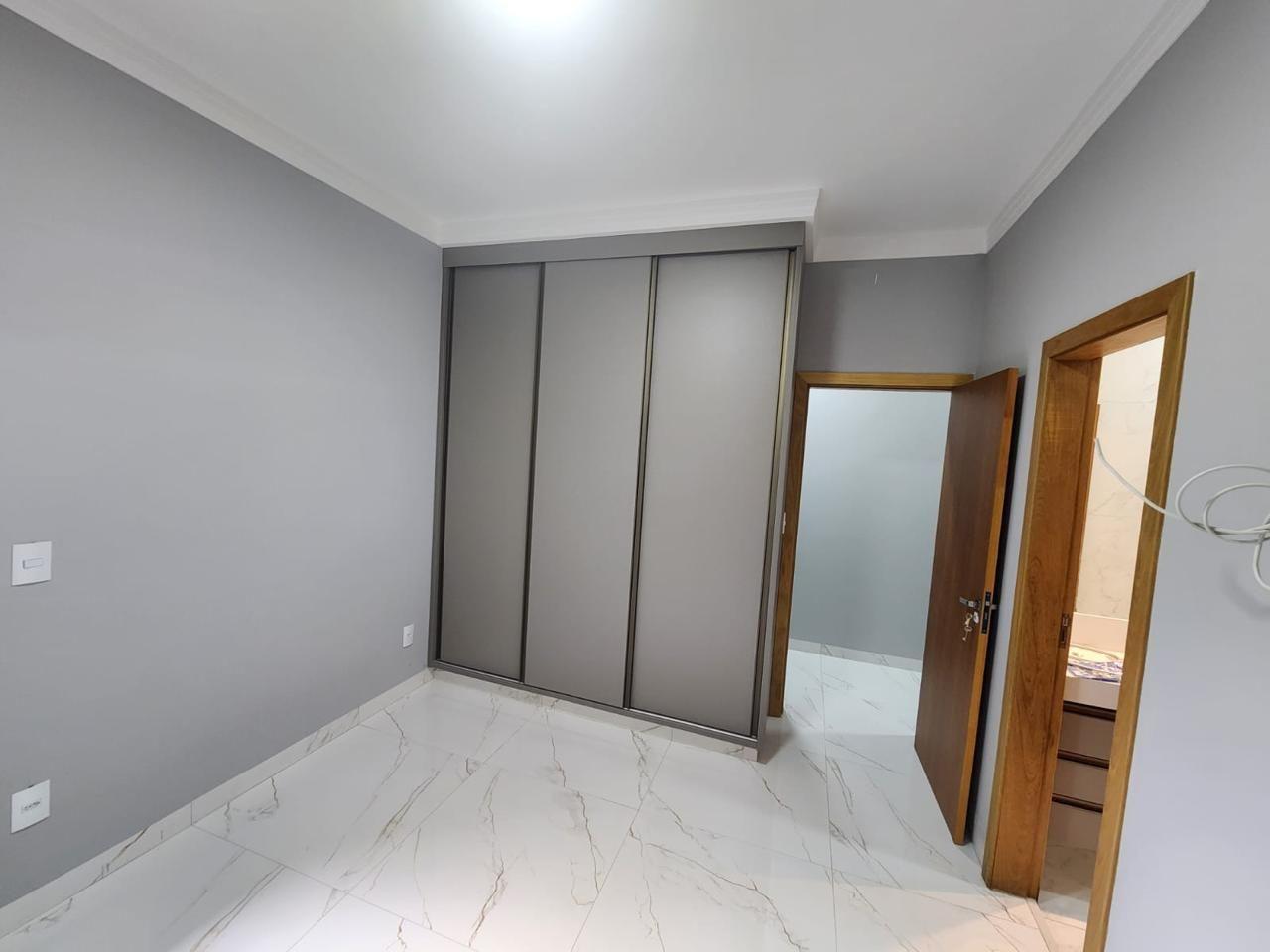 Casa à venda com 3 quartos, 204m² - Foto 13