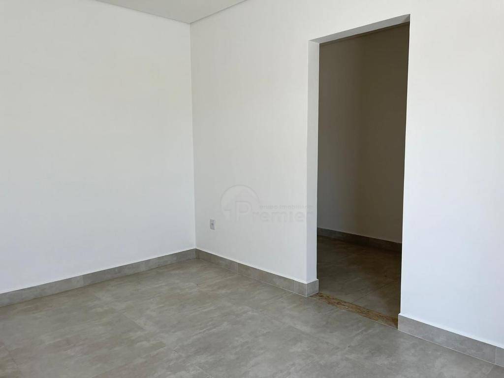 Casa de Condomínio à venda com 3 quartos, 200m² - Foto 19