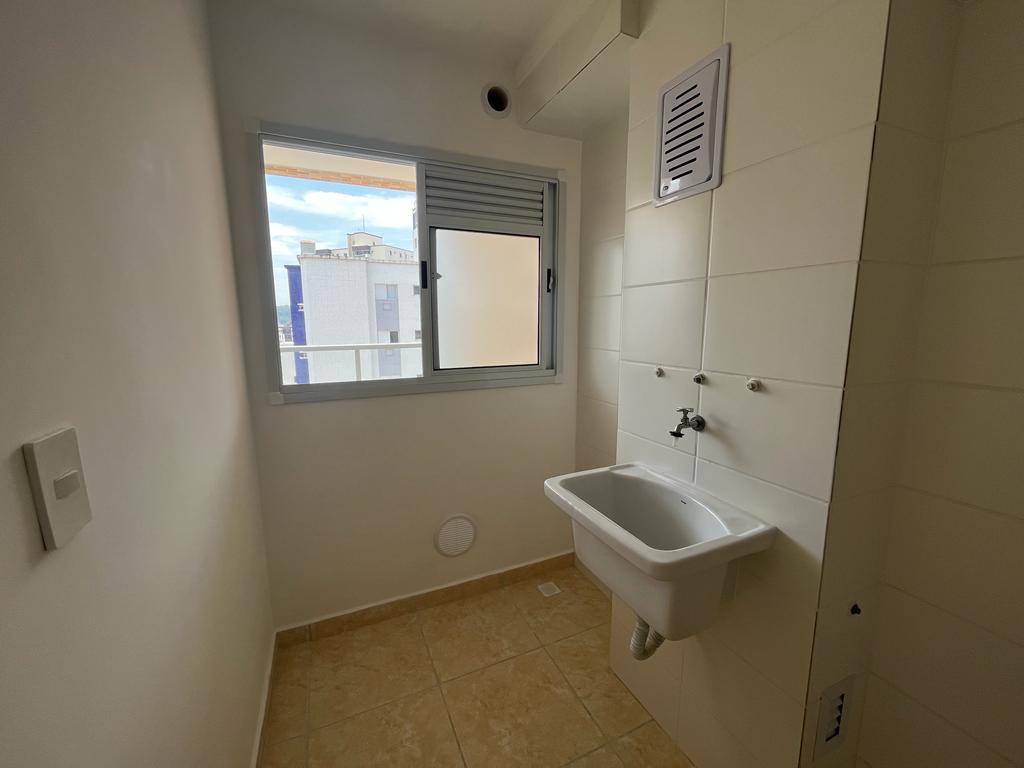 Apartamento à venda com 2 quartos, 58m² - Foto 11