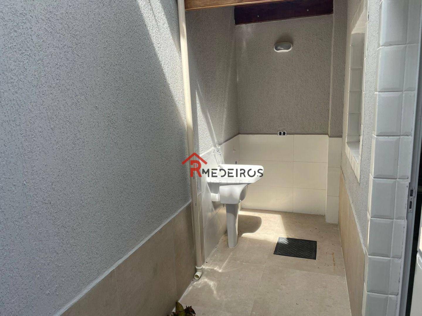 Casa à venda com 2 quartos, 80M2 - Foto 14