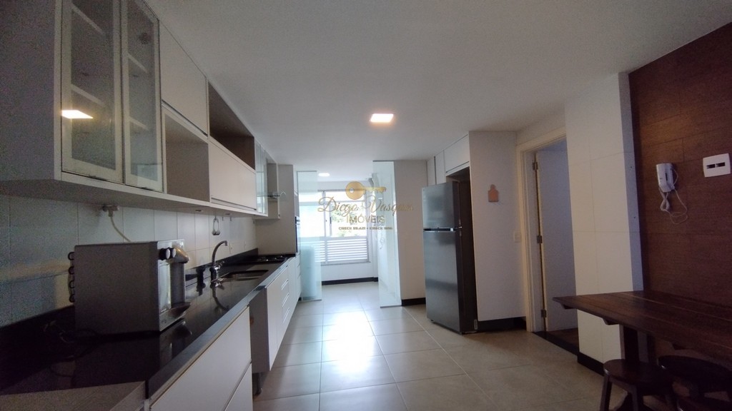 Apartamento à venda com 3 quartos, 140m² - Foto 17