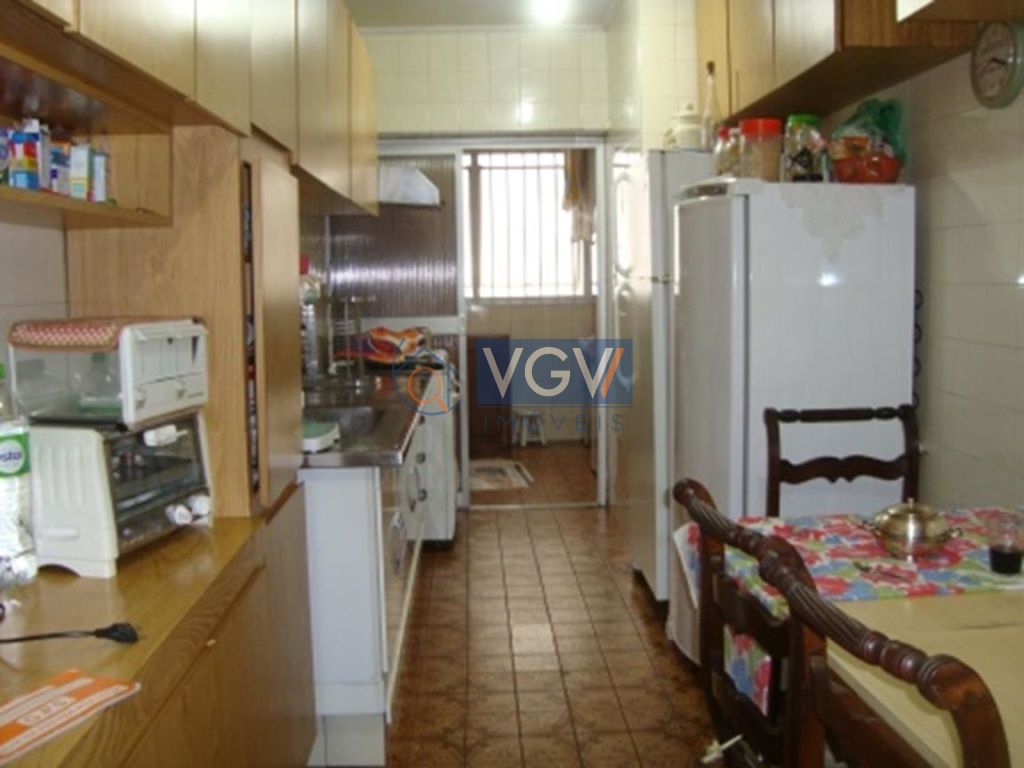 Apartamento à venda com 3 quartos, 107m² - Foto 3