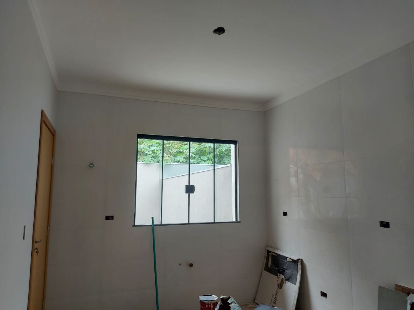 Casa à venda com 3 quartos, 72m² - Foto 11