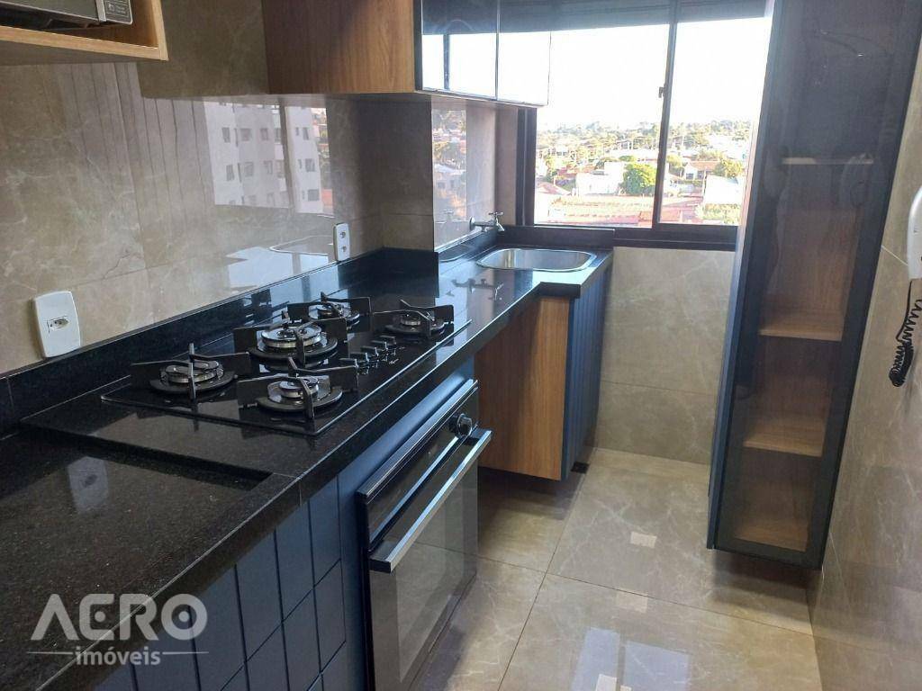 Apartamento à venda com 2 quartos, 48m² - Foto 2