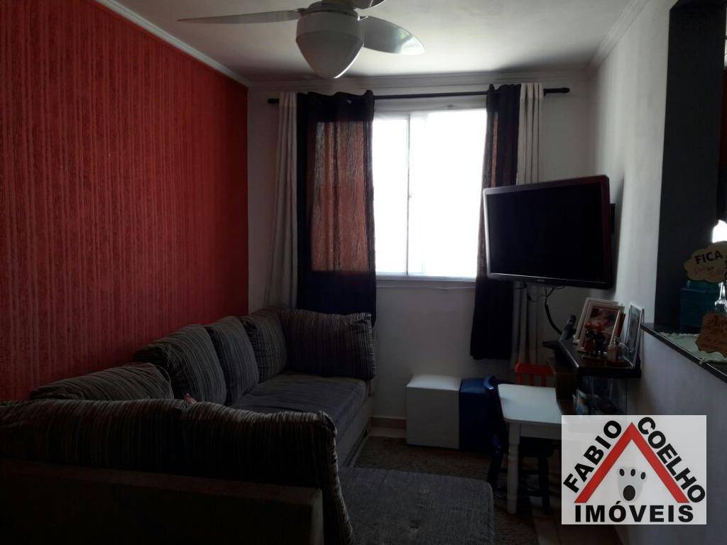 Apartamento à venda com 2 quartos, 46m² - Foto 3