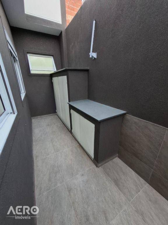 Casa, 3 quartos, 124 m² - Foto 2