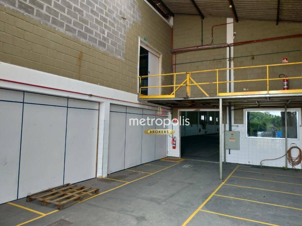 Depósito-Galpão-Armazém para alugar, 1520m² - Foto 11